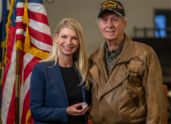 Rep. Pettersen meets with Veteran